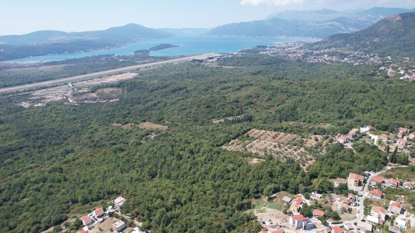 Urbanizovano zemljište 7.700 m² sa mogućnošću gradnje 4.652 m² – Kavač, Kotor - Amfora Real Estate