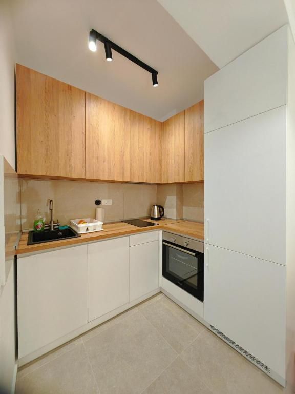 Jednosoban stan 45m2 u centru Budve (Na duzi period) - Amfora Real Estate