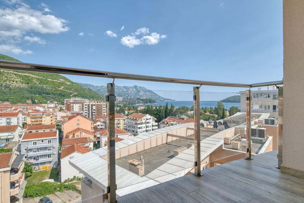 Luksuzno opremljen studio apartman sa pogledom na more i garažnim mestom – Budva, Bulevar (izdavanje na duzi period) - Amfora Real Estate