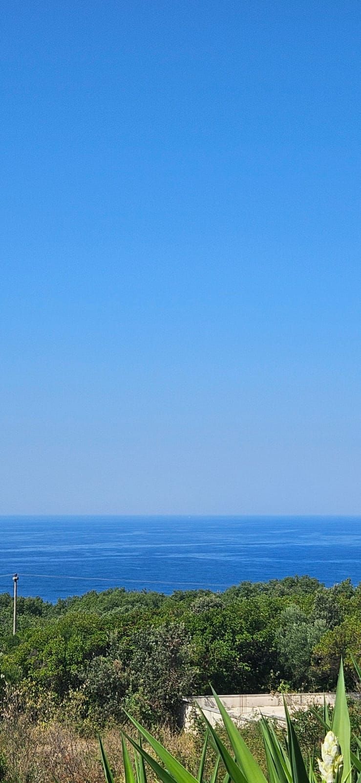 Izdavanje prostrane i renovirane kuće sa panoramskim pogledom na more – Krimovica, Kotor (NA DUŽI PERIOD) - Amfora Real Estate