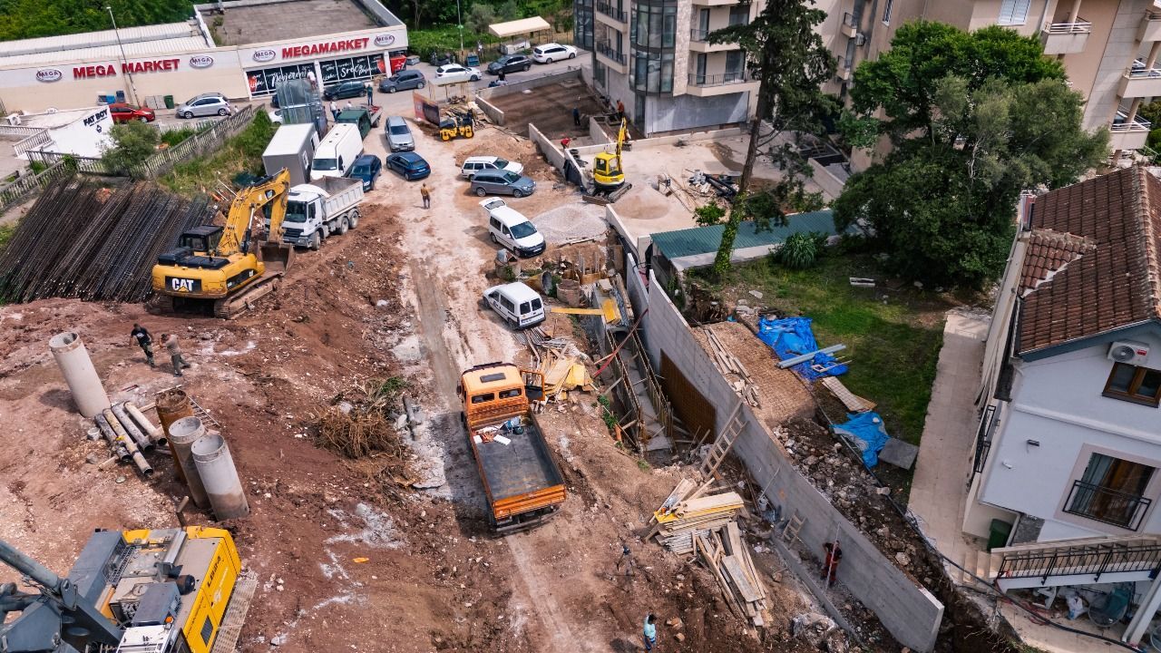 Trosoban stan 134.80m² u ekskluzivnom kompleksu u izgradnji, na atraktivnoj lokaciji – Bečići (Plaćanje na rate) - Amfora Real Estate