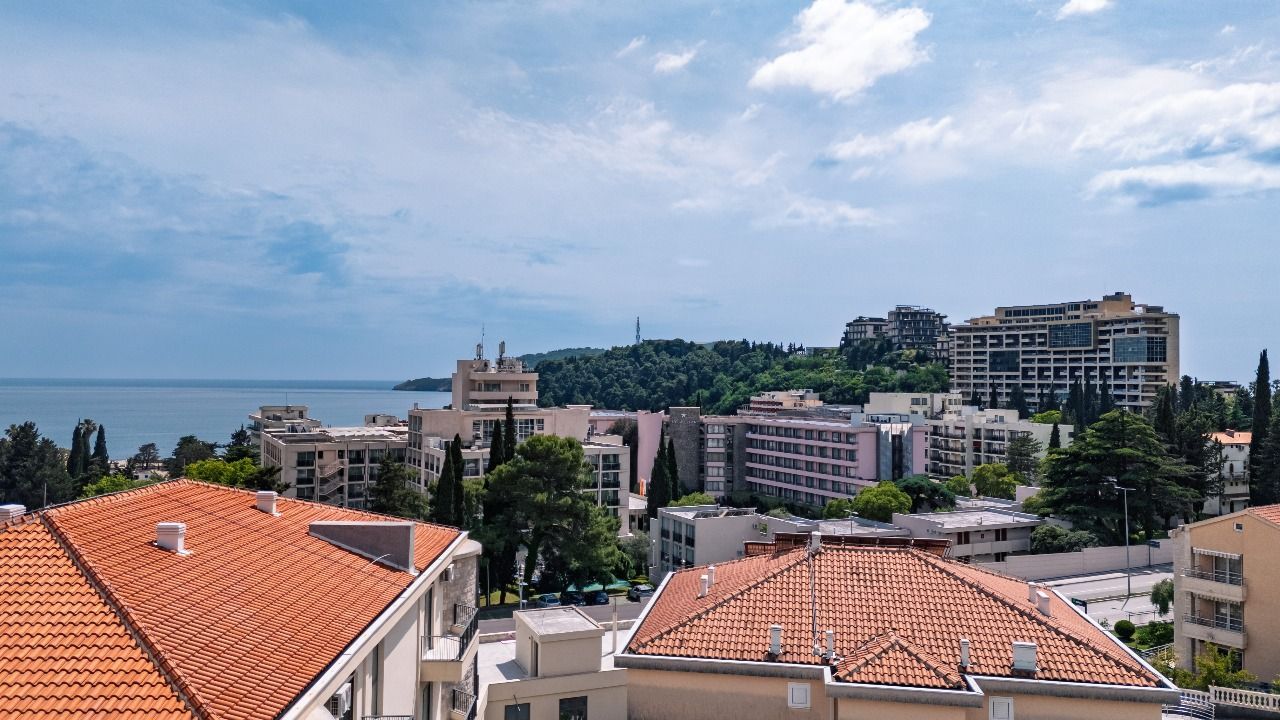 Dvosoban stan 77.79m² u ekskluzivnom kompleksu u izgradnji, na atraktivnoj lokaciji – Bečići  (Plaćanje na rate) - Amfora Real Estate