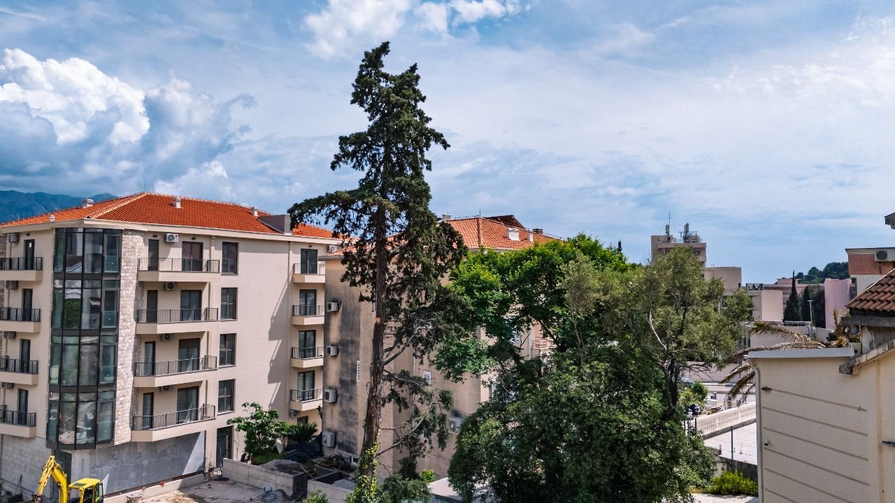 Dvosoban stan 77.79m² u ekskluzivnom kompleksu u izgradnji, na atraktivnoj lokaciji – Bečići  (Plaćanje na rate) - Amfora Real Estate