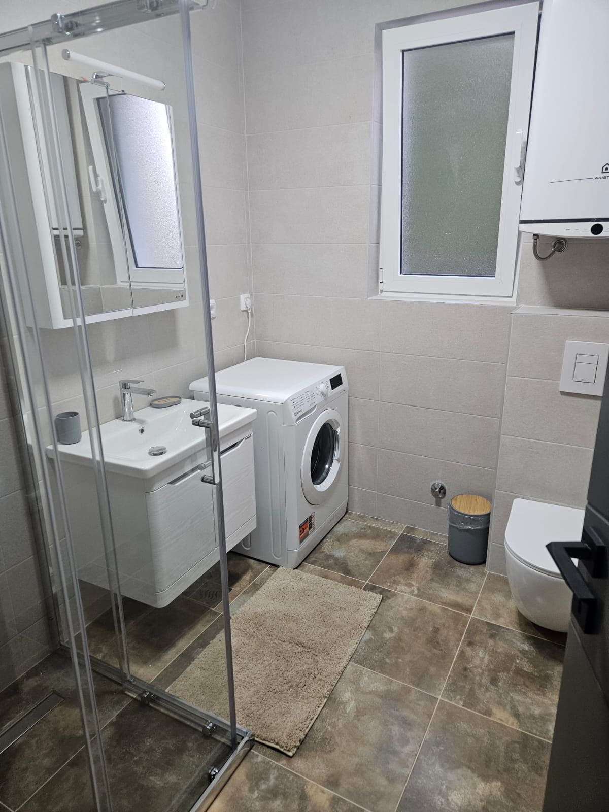 Jednosoban stan sa pogledom na more i parking mestom – Herceg Novi, Đenovići (izdavanje na duzi period) - Amfora Real Estate