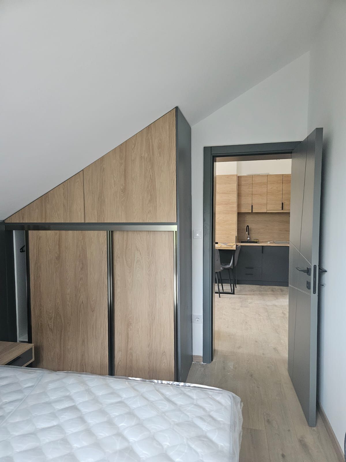 Jednosoban stan sa pogledom na more i parking mestom – Herceg Novi, Đenovići (izdavanje na duzi period) - Amfora Real Estate