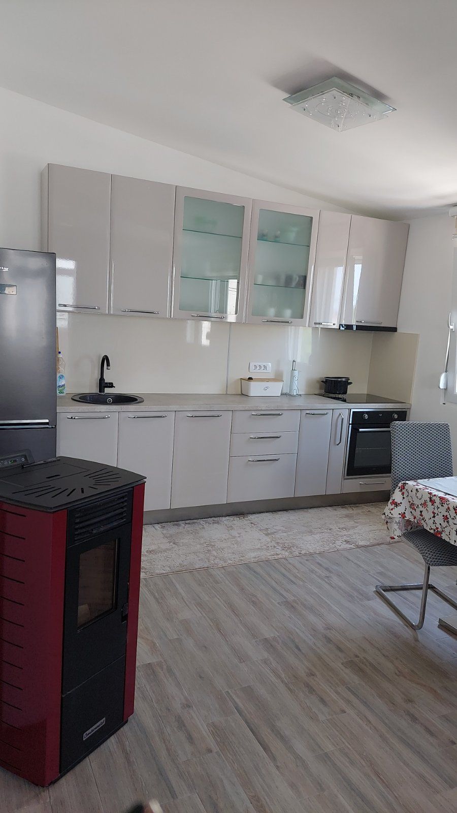 Dvosoban stan 74 m² za izdavanje u naselju Tomba, Bar (NA DUZI PERIOD) - Amfora Real Estate