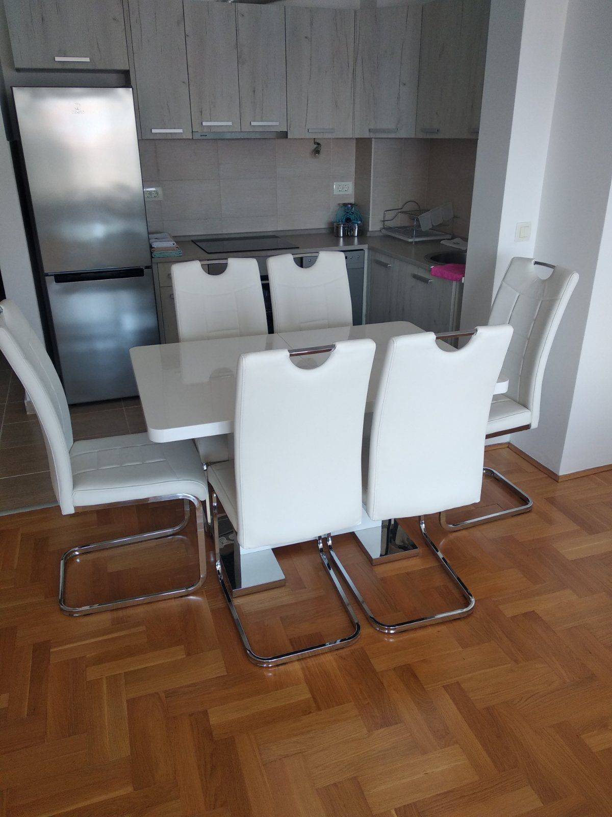 Trosoban stan 71 m² sa pogledom na more i grad u naselju Dubovica – Budva - Amfora Real Estate