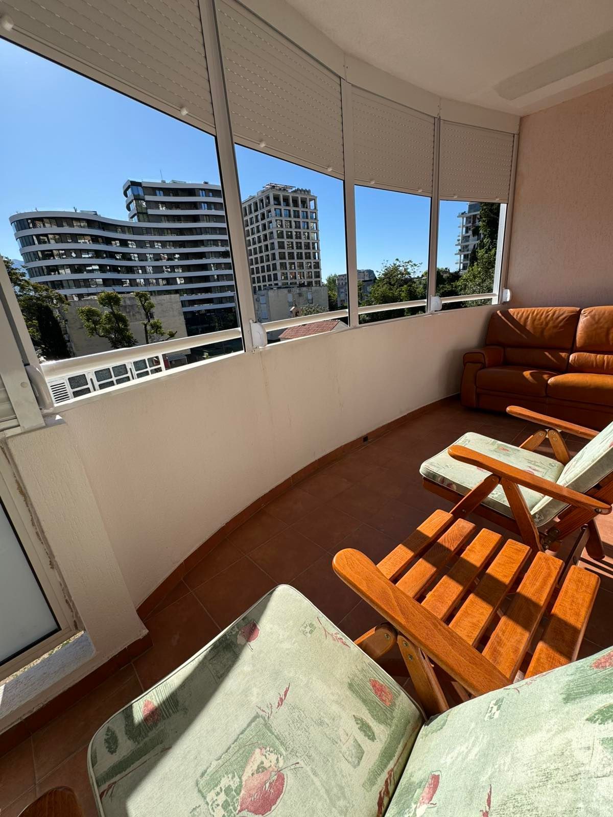 Jednosoban stan u centru Budve sa parking mestom(Izdavanje na period do 01.06.2026) - Amfora Real Estate