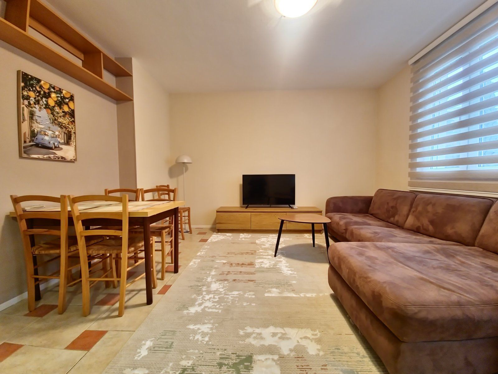 Jednosoban stan 40m2 u centru Budve (Izdavanje na period do sezone 01.06.2026) - Amfora Real Estate