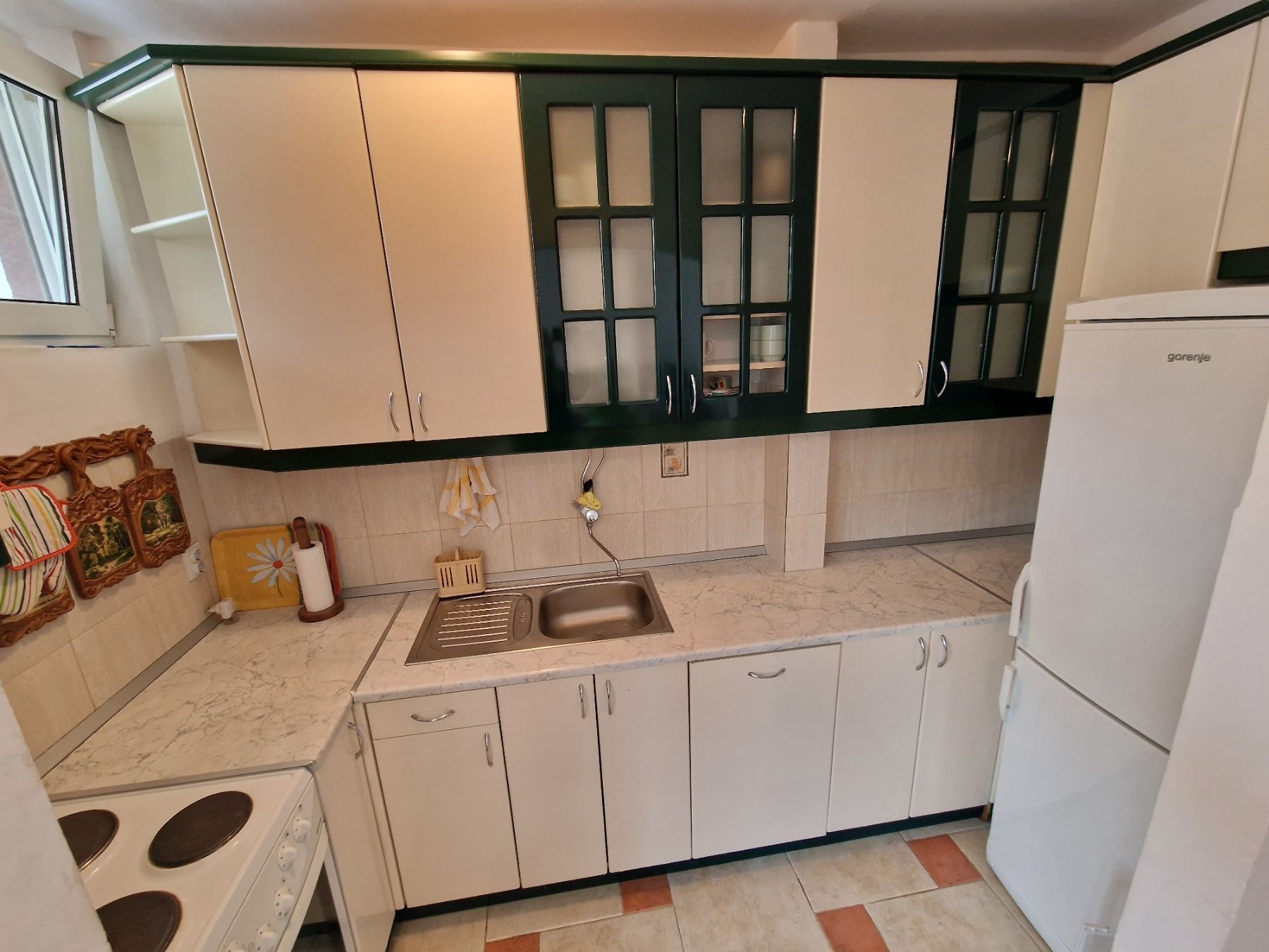 Jednosoban stan 40m2 u centru Budve (Izdavanje na period do sezone 01.06.2026) - Amfora Real Estate