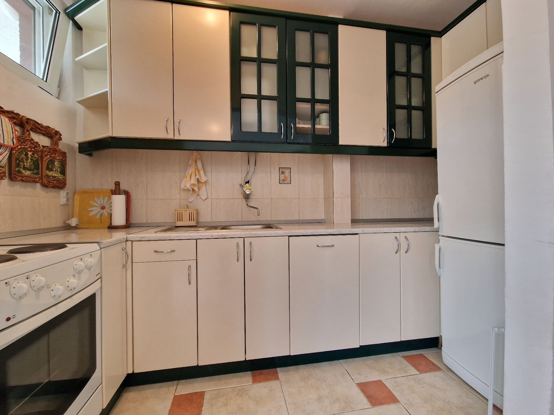 Jednosoban stan 40m2 u centru Budve (Izdavanje na period do sezone 01.06.2026) - Amfora Real Estate