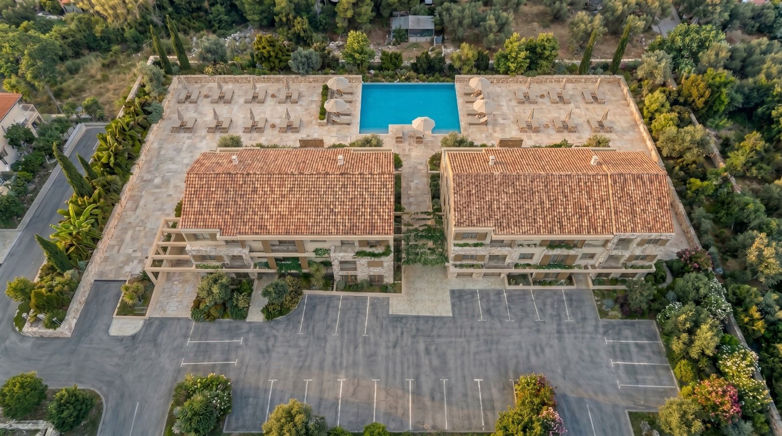 Dvosoban stan 62.79m² u luksuznom kompleksu Palazzo Jaz sa bazenom – Kovačko Polje, Kotor (Mogućnost odloženog plaćanja) - Amfora Real Estate