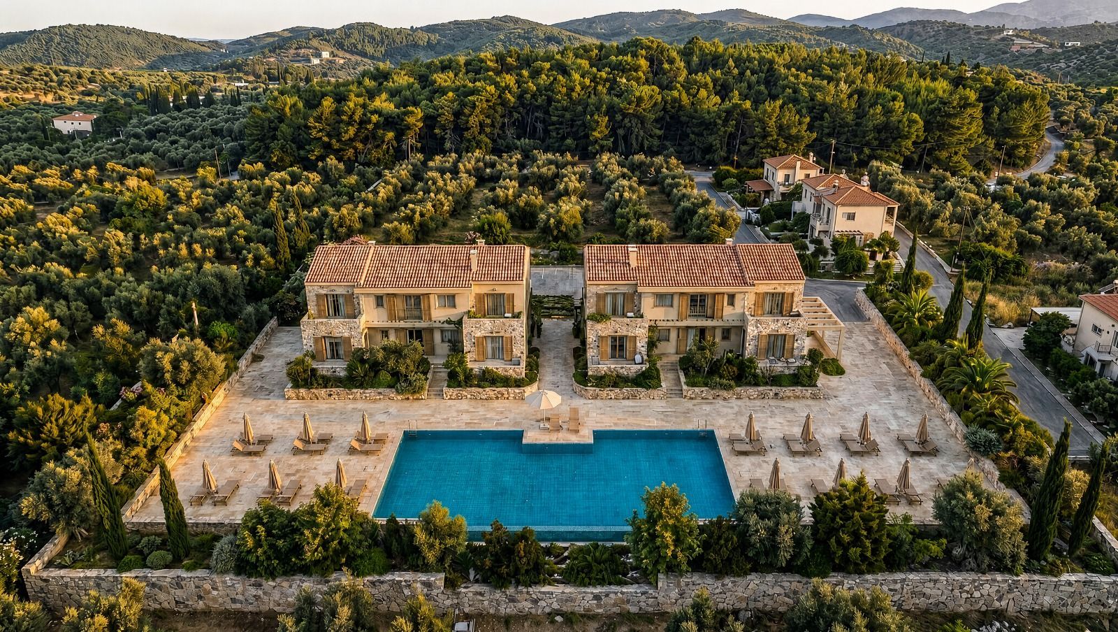 Jednosoban stan 50m² u luksuznom kompleksu Palazzo Jaz sa bazenom – Kovačko Polje, Kotor (Mogućnost odloženog plaćanja i kupovine putem hipotekarnog kredita) - Amfora Real Estate