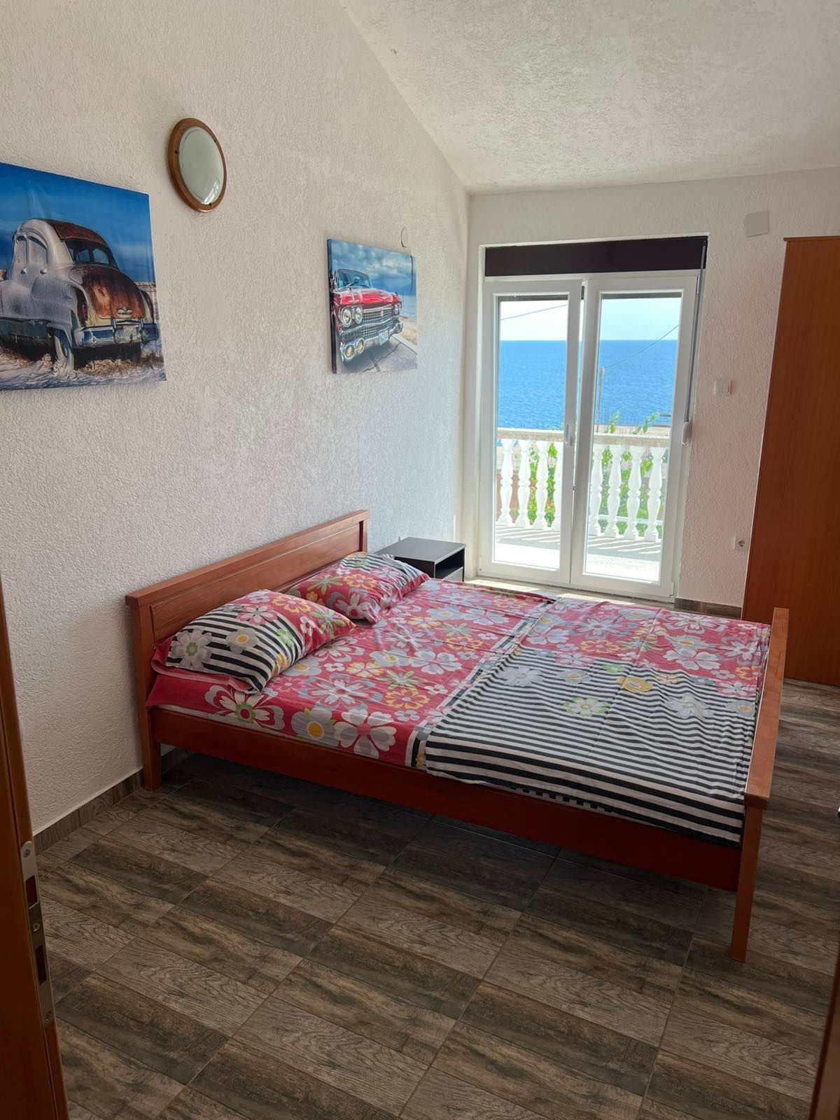 Izdaje se kuća 130 m² sa pogledom na more-Dobra Voda,Bar (150m od mora) IZDAVANJE NA DUZI PERIOD DOSTUPNA OD 01.10.2025 - Amfora Real Estate