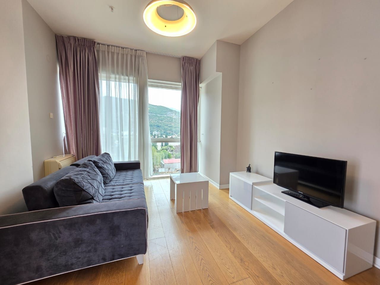 Luksuzni stan 89 m² na prvoj liniji mora sa dve odvojene jednosobne jedinice i pogledom na more-Tre Canne,Budva - Amfora Real Estate