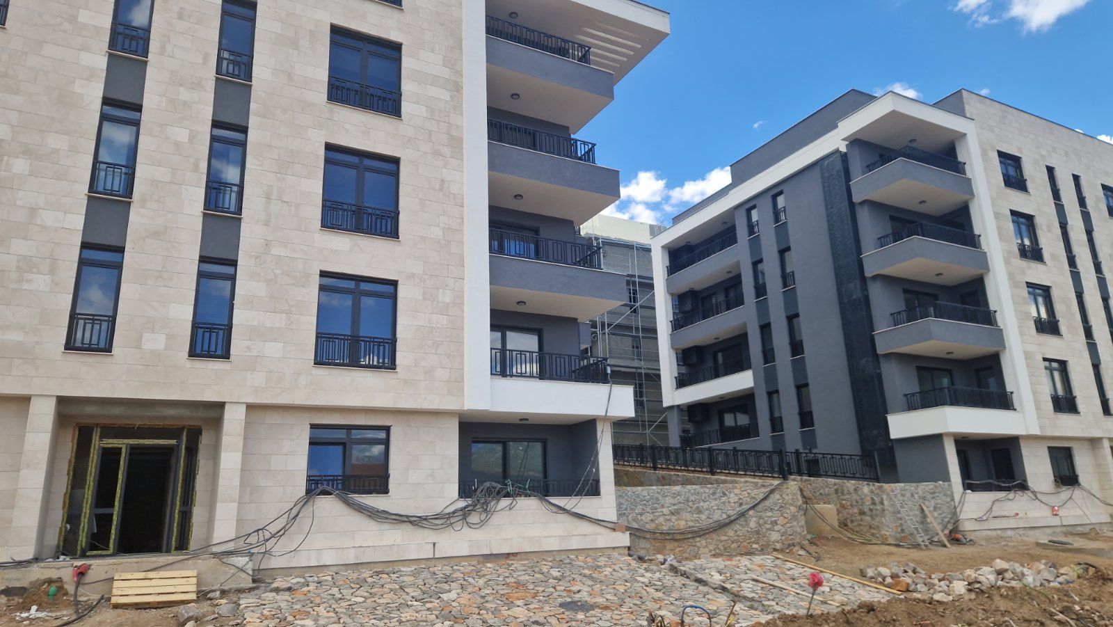 Nov jednosoban stan u izgradnji 47 m² + gratis terasa u prestižnom GeoMaster kvartu – Gorica, Podgorica - Amfora Real Estate