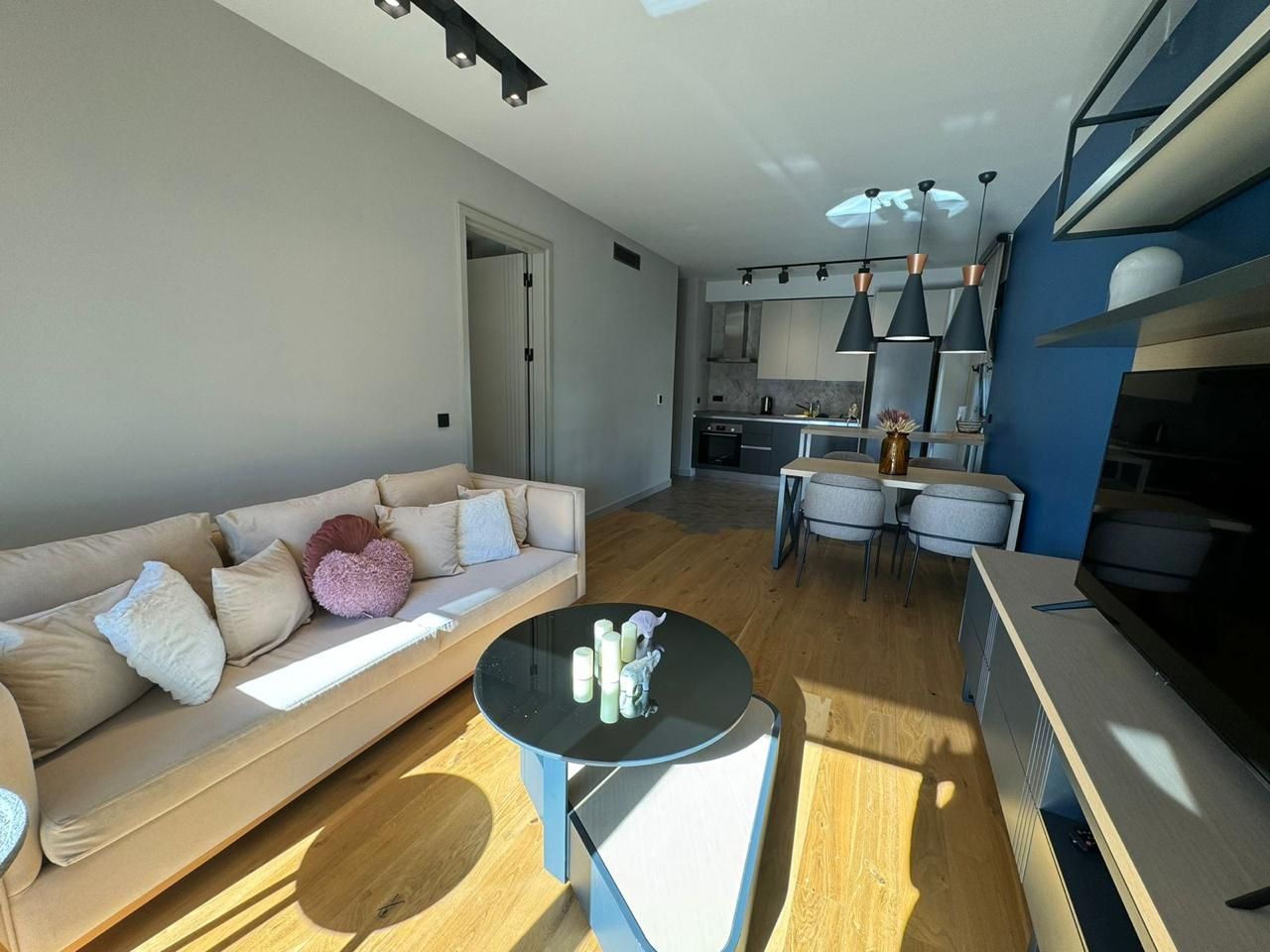 Hitna prodaja! Prelep jednosoban 45m² stan na 50 metara od mora – Seljanovo, Tivat (bez poreza 3%) - Amfora Real Estate