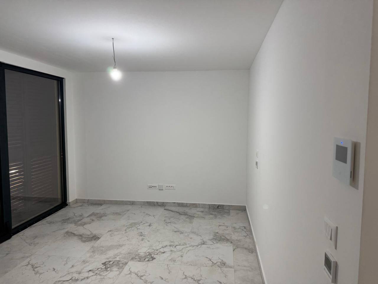 Prodaje se trosoban stan 96m2 u novoj stambenoj zgradi (bez placanja poreza 3%) - DJURASEVICI,TIVAT - Amfora Real Estate