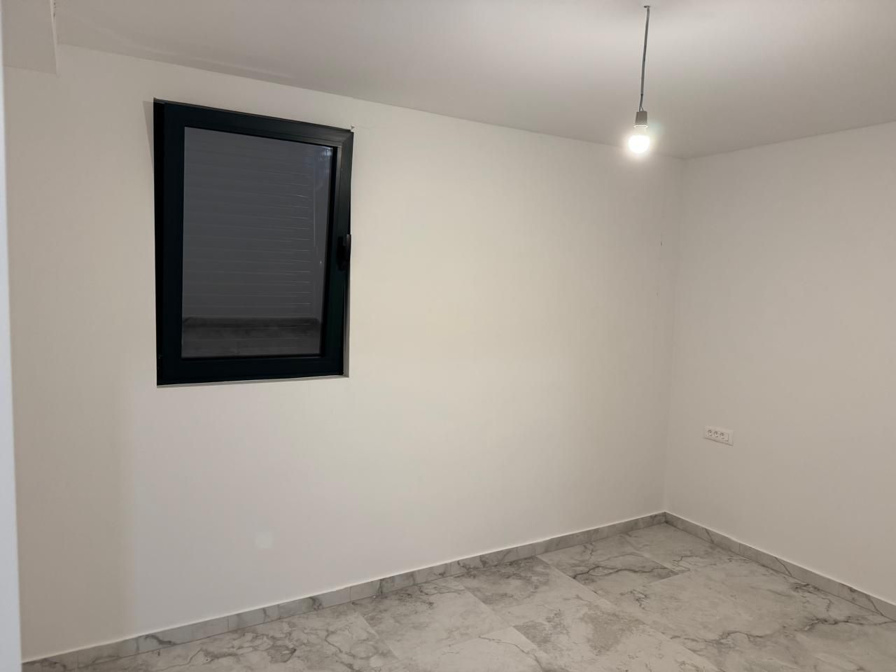 Prodaje se trosoban stan 96m2 u novoj stambenoj zgradi (bez placanja poreza 3%) - DJURASEVICI,TIVAT - Amfora Real Estate