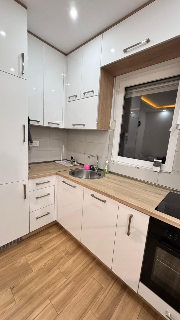 Izdavanje moderno opremljenog jednosobnog stana u Budvi – Dugoročni zakup - Amfora Real Estate