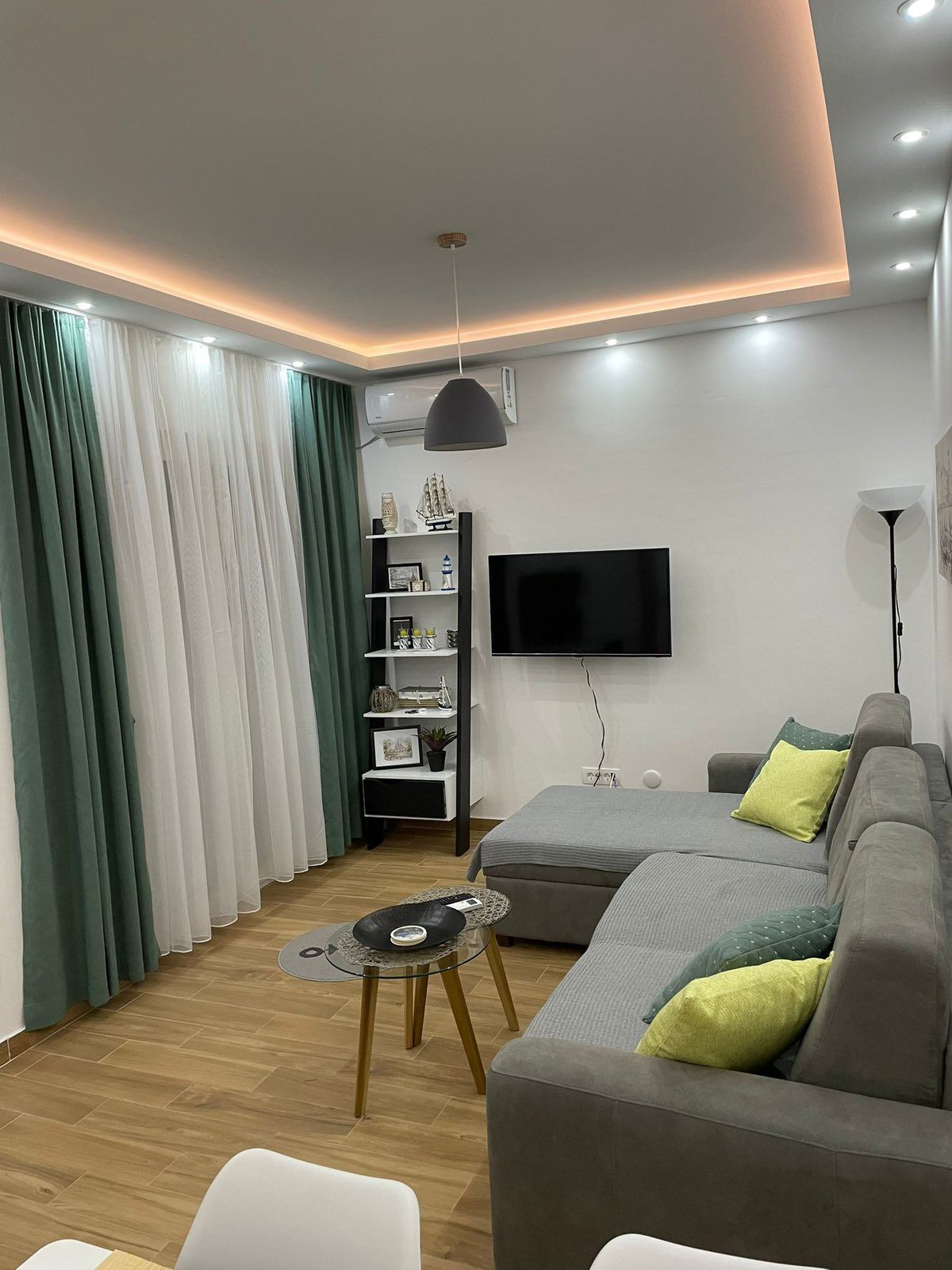 Izdavanje moderno opremljenog jednosobnog stana u Budvi – Dugoročni zakup - Amfora Real Estate