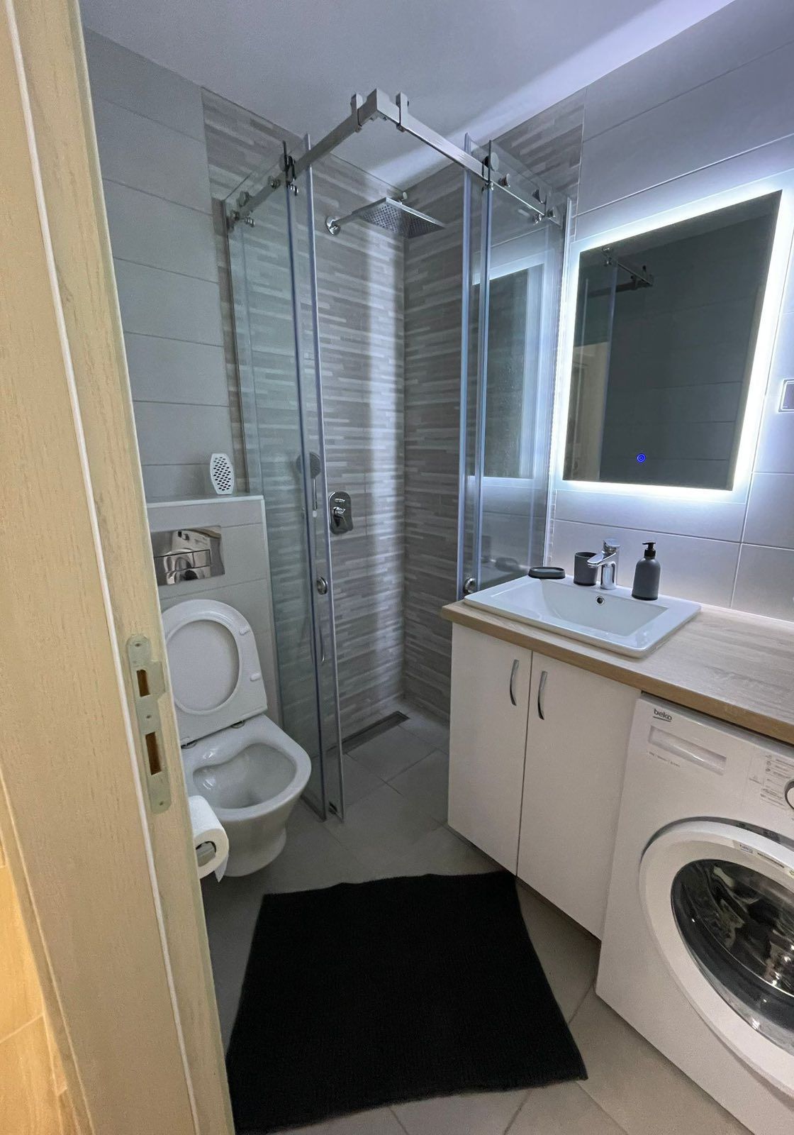 Izdavanje moderno opremljenog jednosobnog stana u Budvi – Dugoročni zakup - Amfora Real Estate