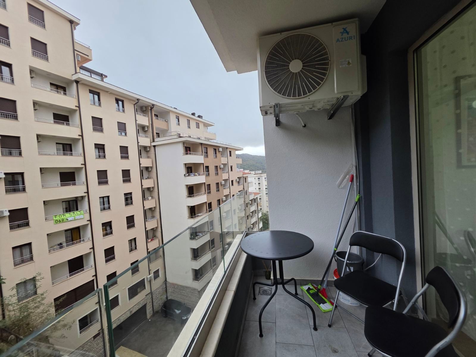 Na prodaju nov, moderno opremljen dvosoban stan 55m², Bečići - Amfora Real Estate