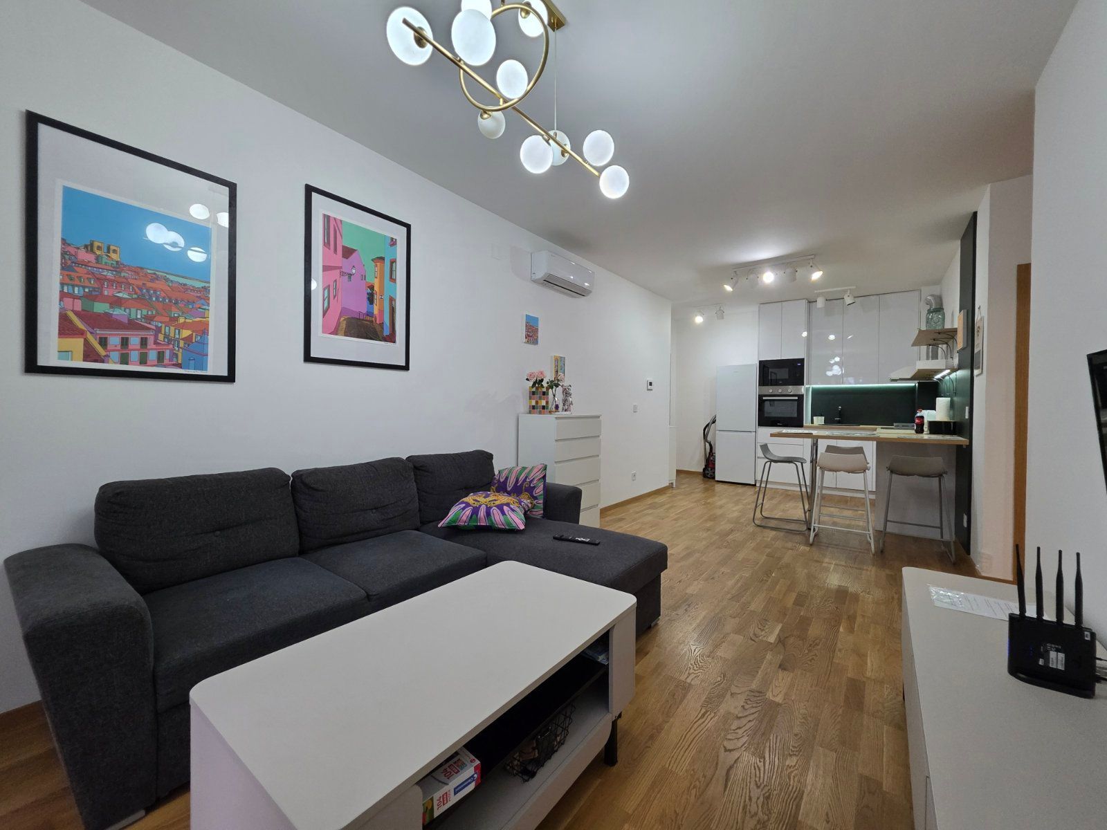 Na prodaju nov, moderno opremljen dvosoban stan 55m², Bečići - Amfora Real Estate