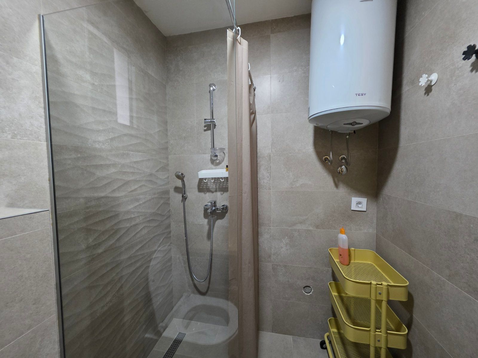 Na prodaju nov, moderno opremljen dvosoban stan 55m², Bečići - Amfora Real Estate