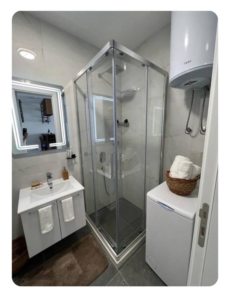 Izdaje se jednosoban stan 54m² na duži period – Bulevar Teuta, Ulcinj - Amfora Real Estate