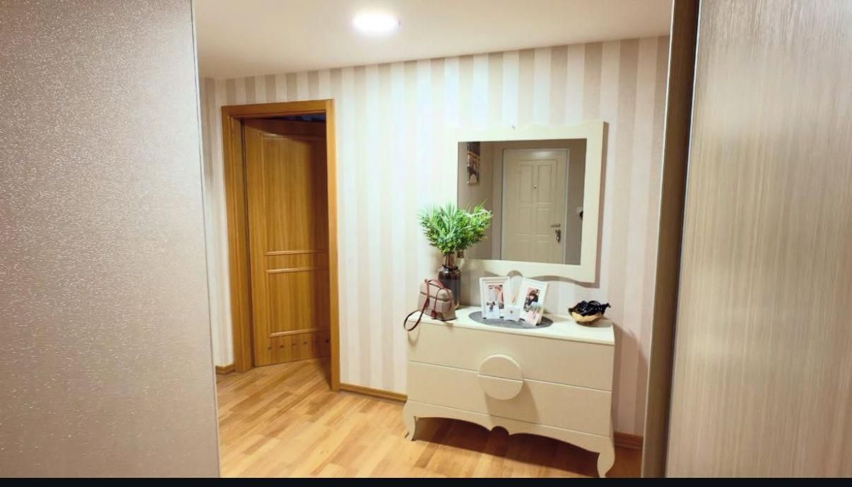 Na prodaju lepo opremljen stan 86 m² sa dve spavaće sobe – Bečići, Budva - Amfora Real Estate