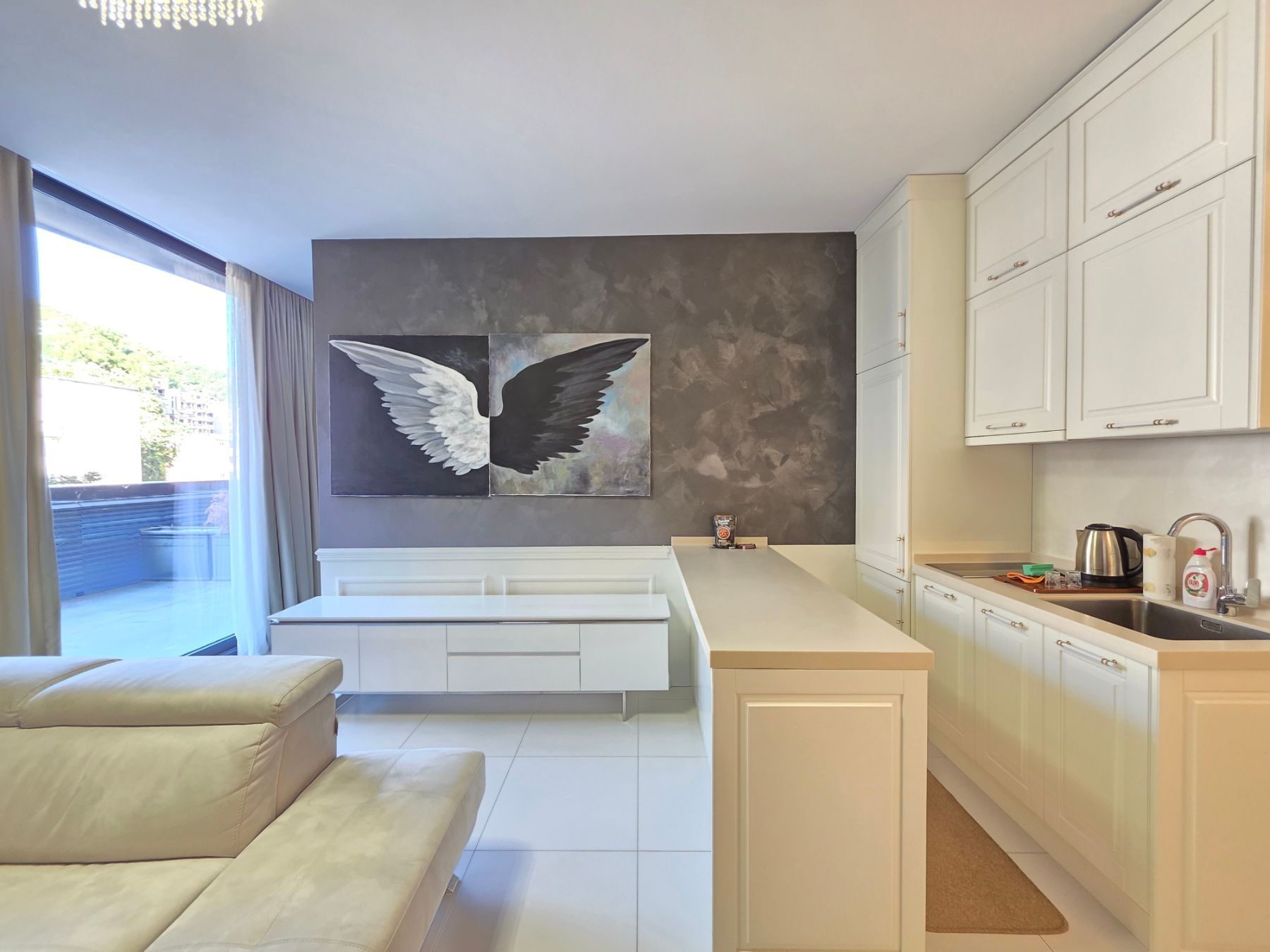 Prodaja luksuznog jednosobnog stana 49 m² + terasa 17 m² – Royal Gardens, Budva - Amfora Real Estate