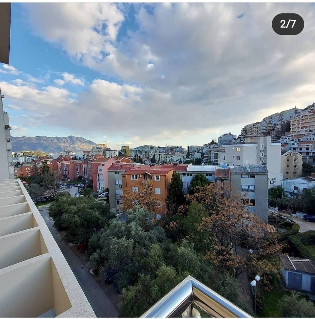 Izdaje se opremljen jednosoban stan 45m² na Maslinskom putu, Budva (Na duzi period) - Amfora Real Estate