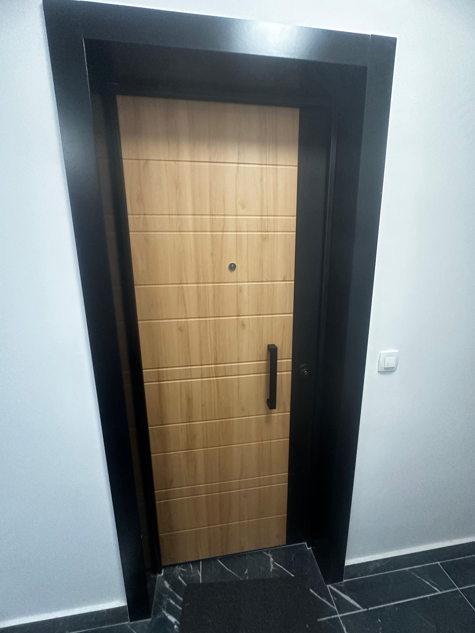 Prodaja novog jednosobnog stana 48m² sa pogledom na more i garažnim mestom – Rafailovići - Amfora Real Estate