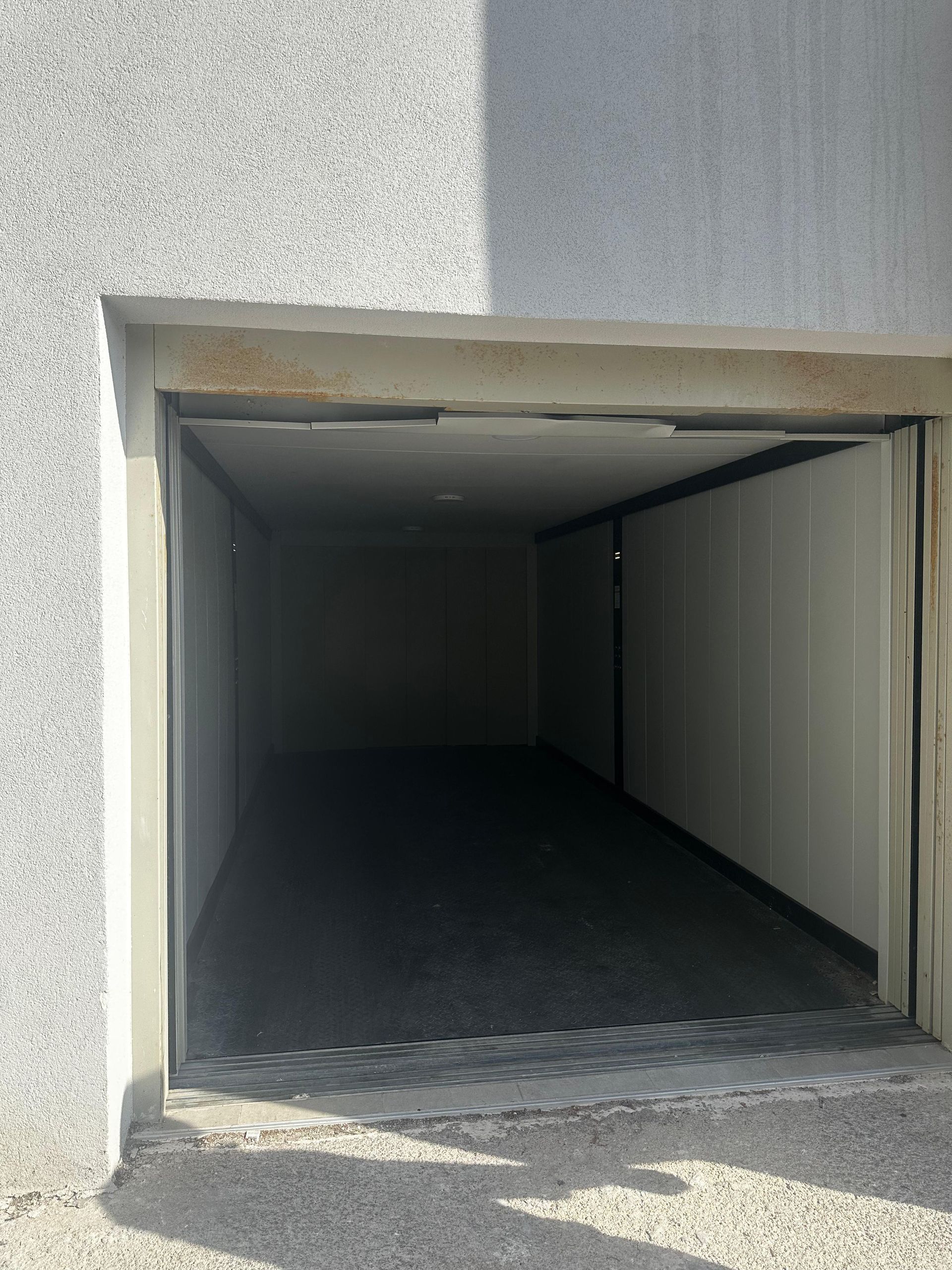 Prodaja novog jednosobnog stana 48m² sa pogledom na more i garažnim mestom – Rafailovići - Amfora Real Estate