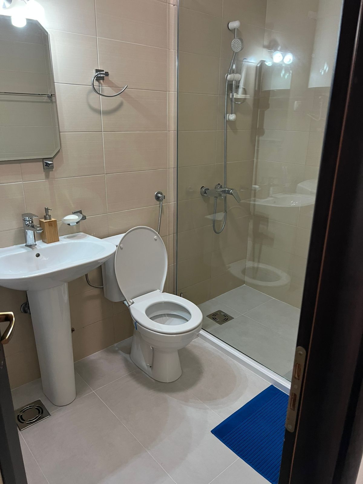 Izdavanje jednosobnog stana u centru Budve – Vojvodjanska ulica (na duzi period,dozvoljeni kucni ljubimci) - Amfora Real Estate