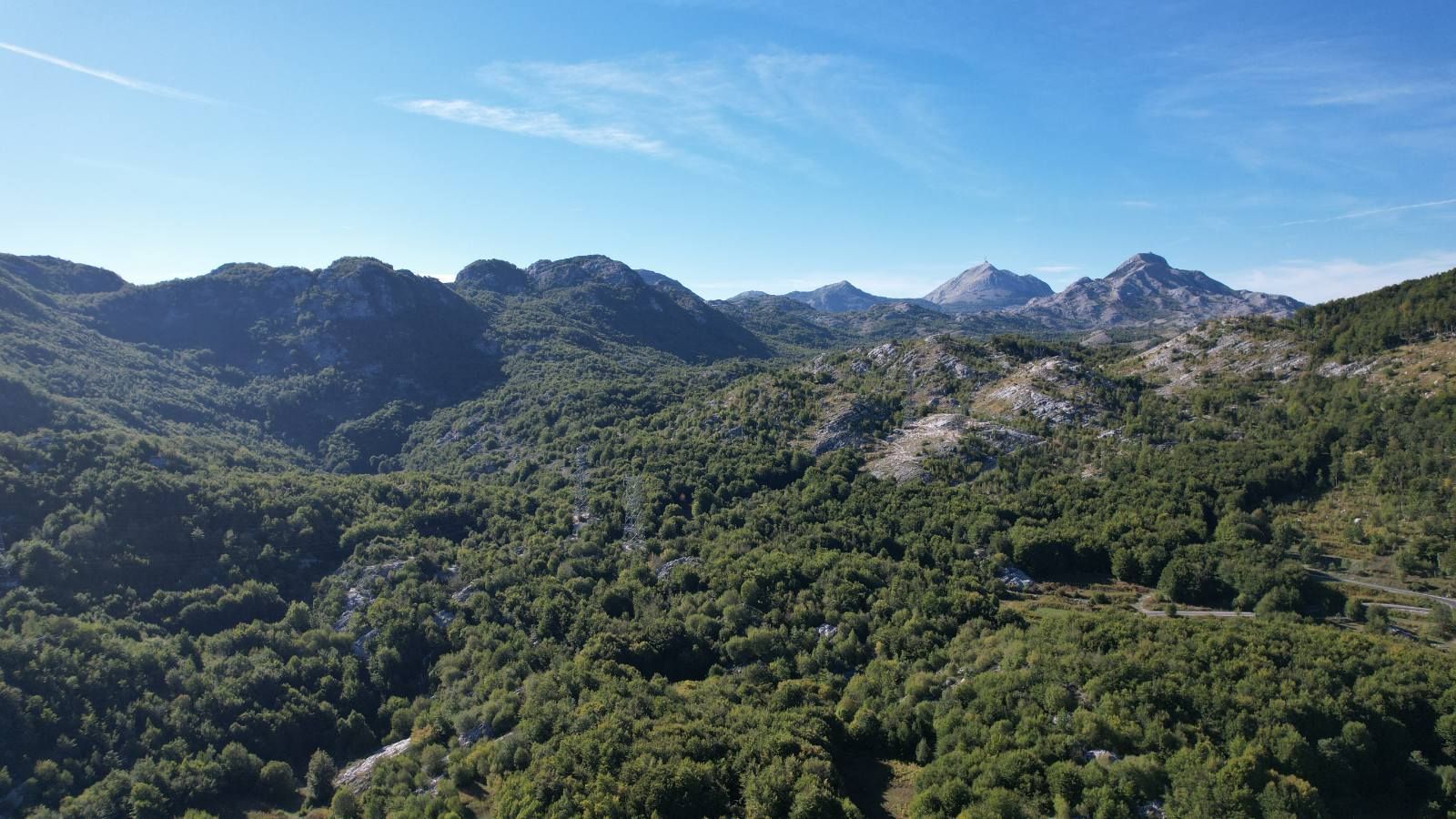 Prodaja zemljišta 136.850 m² - Bajice, Cetinje – idealno za razvoj turističkih sadržaja - Amfora Real Estate