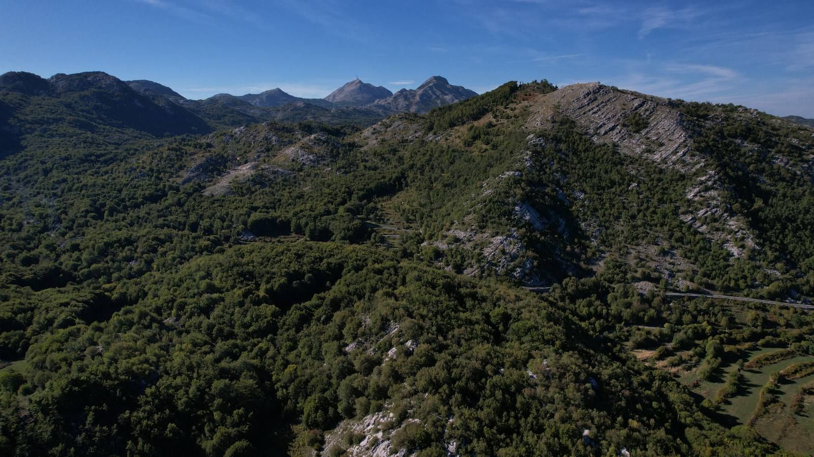 Prodaja zemljišta 136.850 m² - Bajice, Cetinje – idealno za razvoj turističkih sadržaja - Amfora Real Estate