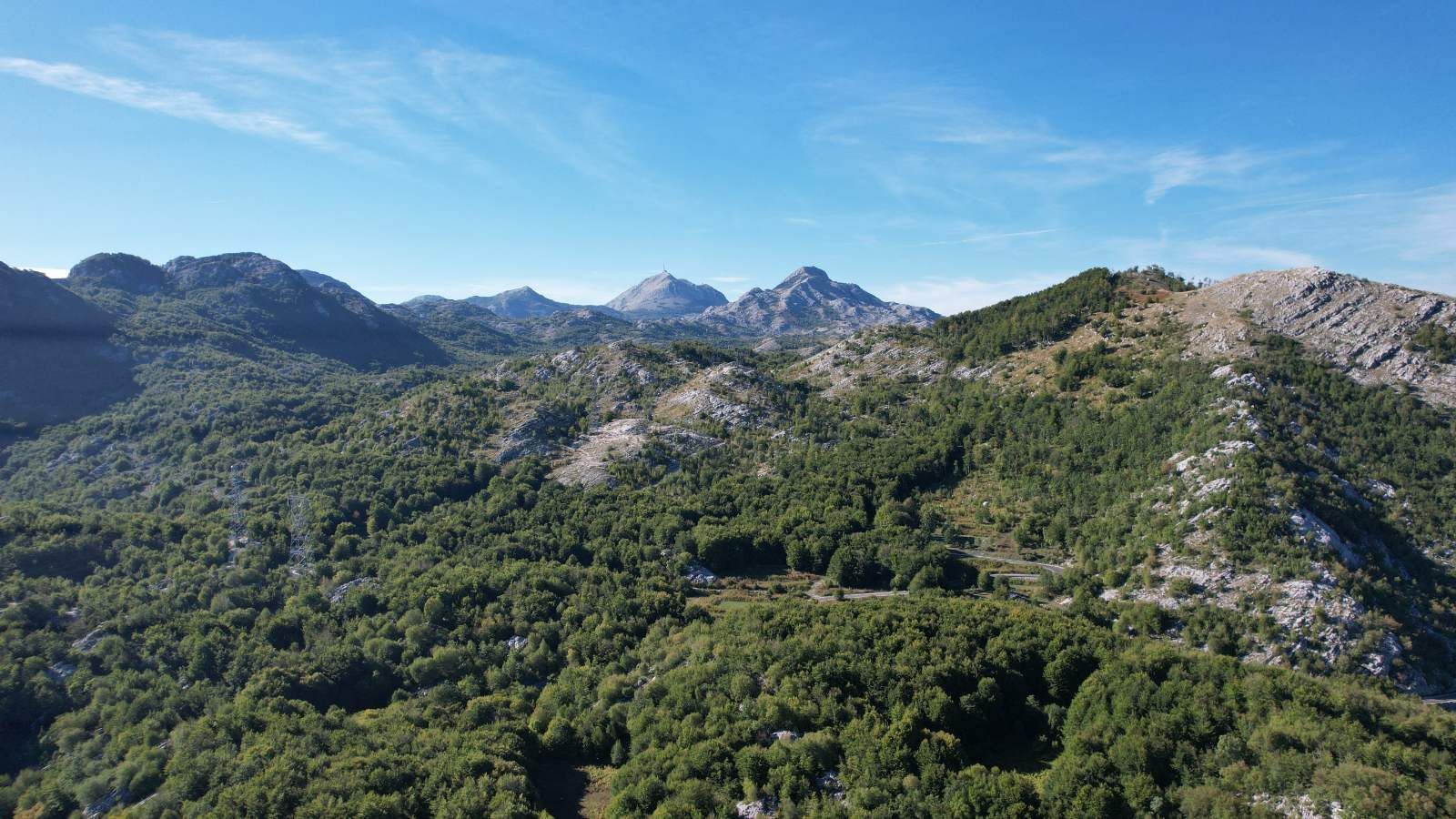 Prodaja zemljišta 2.210 m² sa asfaltnim prilazom i strujom – Bjeloši, Cetinje - Amfora Real Estate