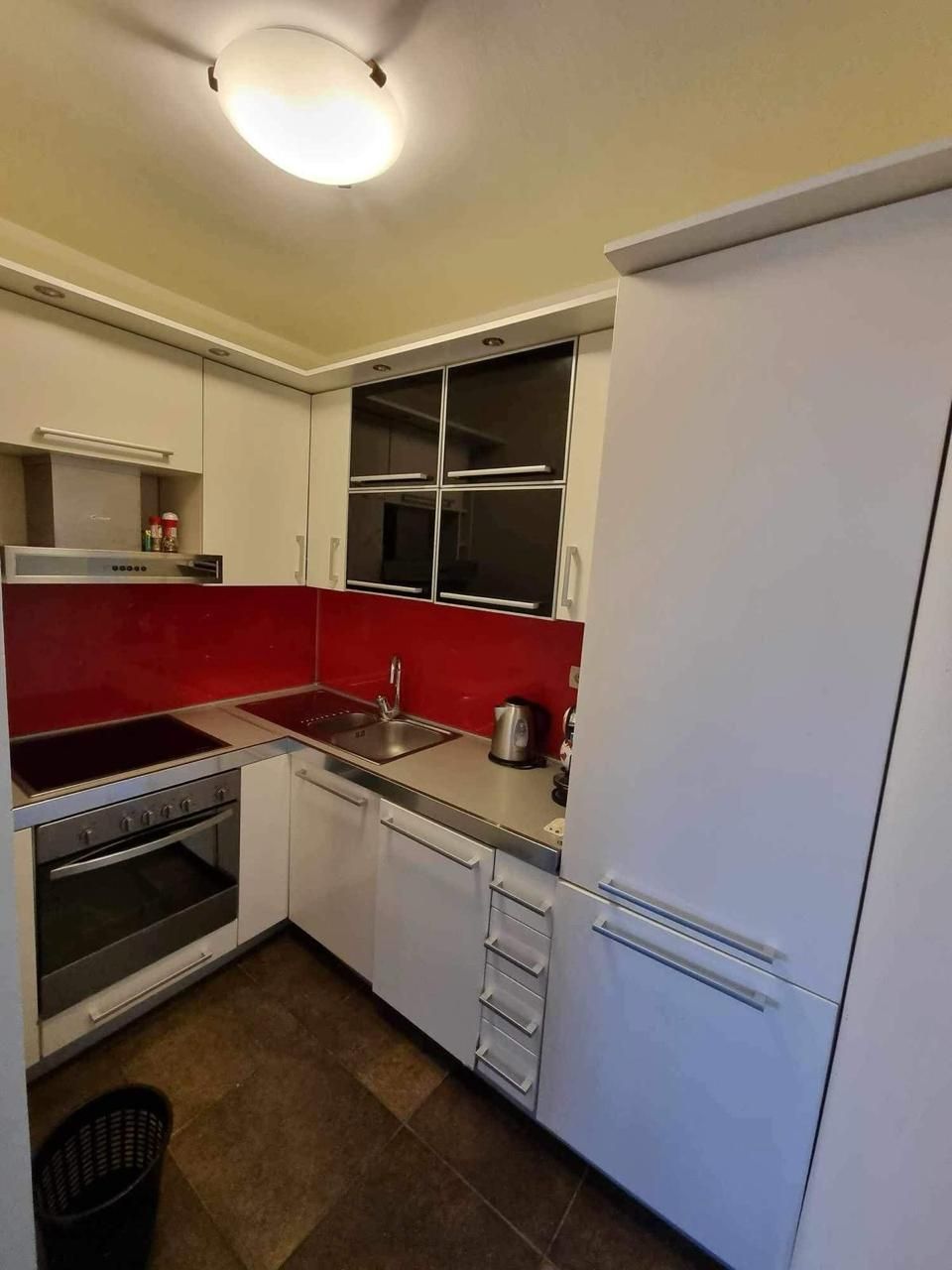 Izdavanje dvosobnog stana 80 m² sa panoramskim pogledom na more (na duzi period) - Amfora Real Estate