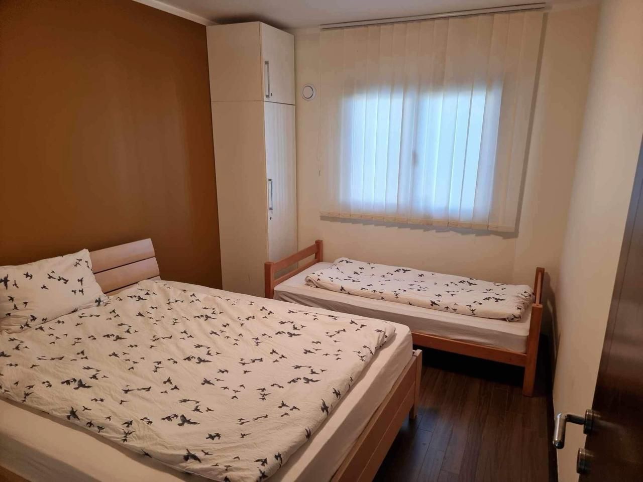 Izdavanje dvosobnog stana 80 m² sa panoramskim pogledom na more (na duzi period) - Amfora Real Estate