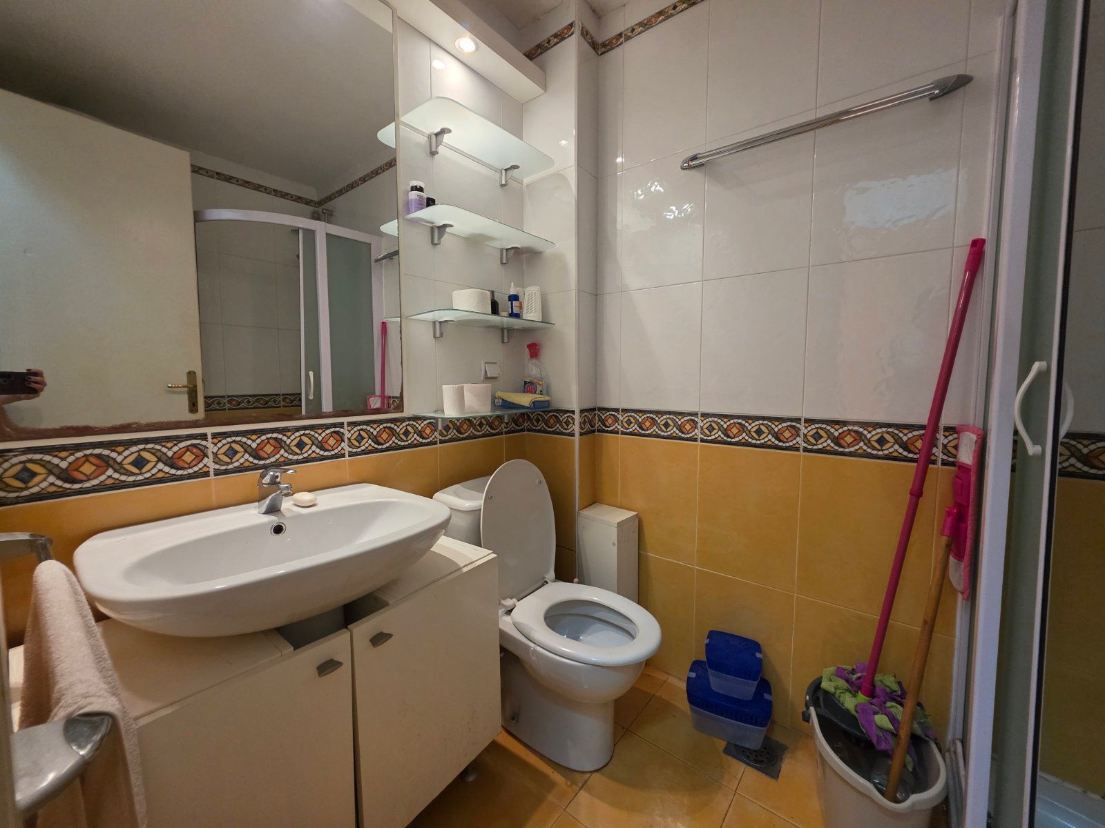 Prodaja dvosobnog stana 70 m² sa dvorištem i baštom – Budva,Centar - Amfora Real Estate