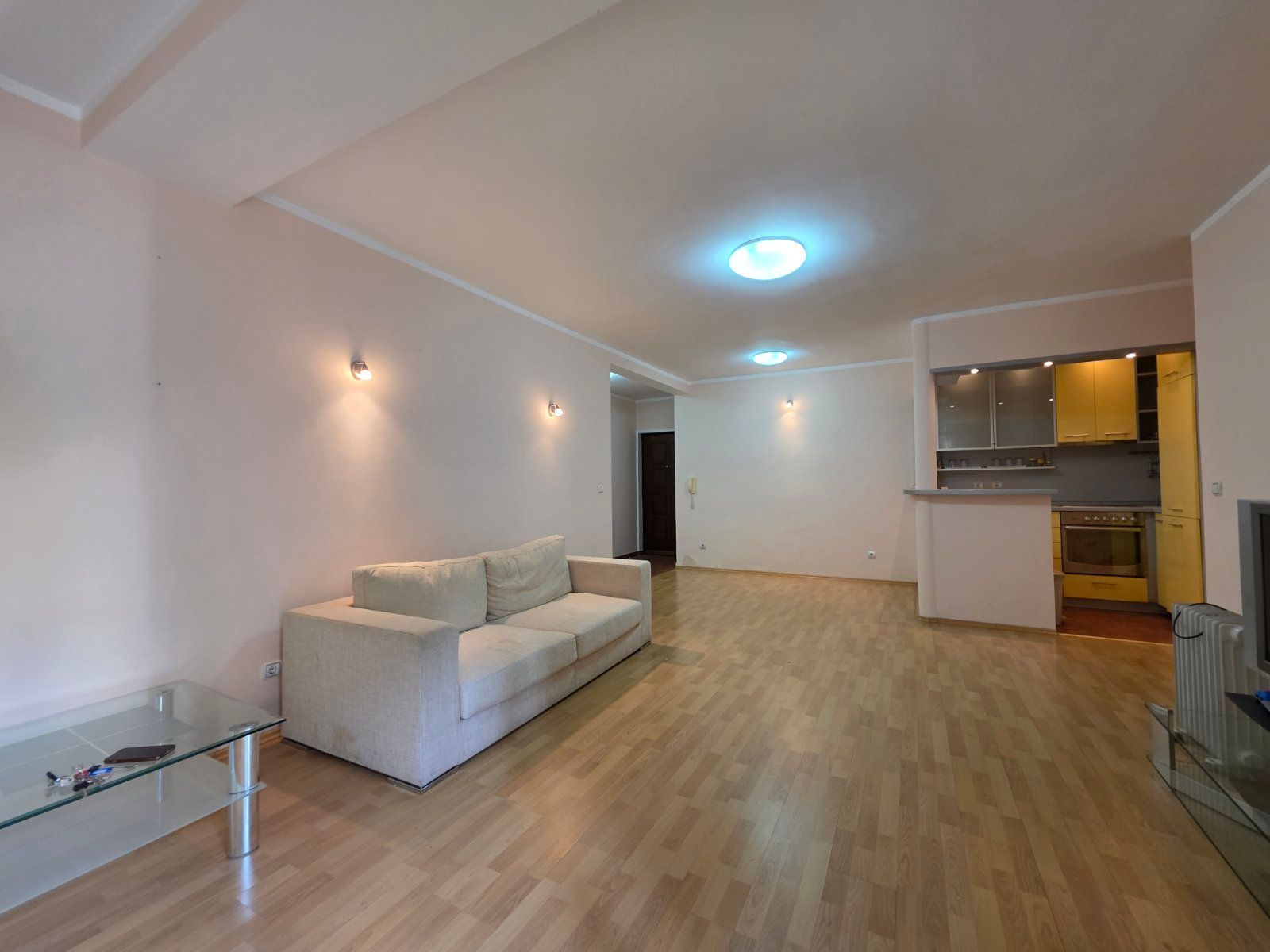 Prodaja dvosobnog stana 70 m² sa dvorištem i baštom – Budva,Centar - Amfora Real Estate