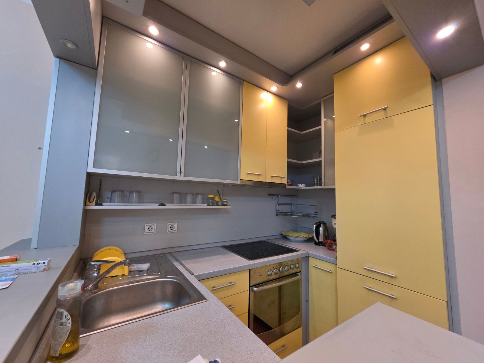 Prodaja dvosobnog stana 70 m² sa dvorištem i baštom – Budva,Centar - Amfora Real Estate