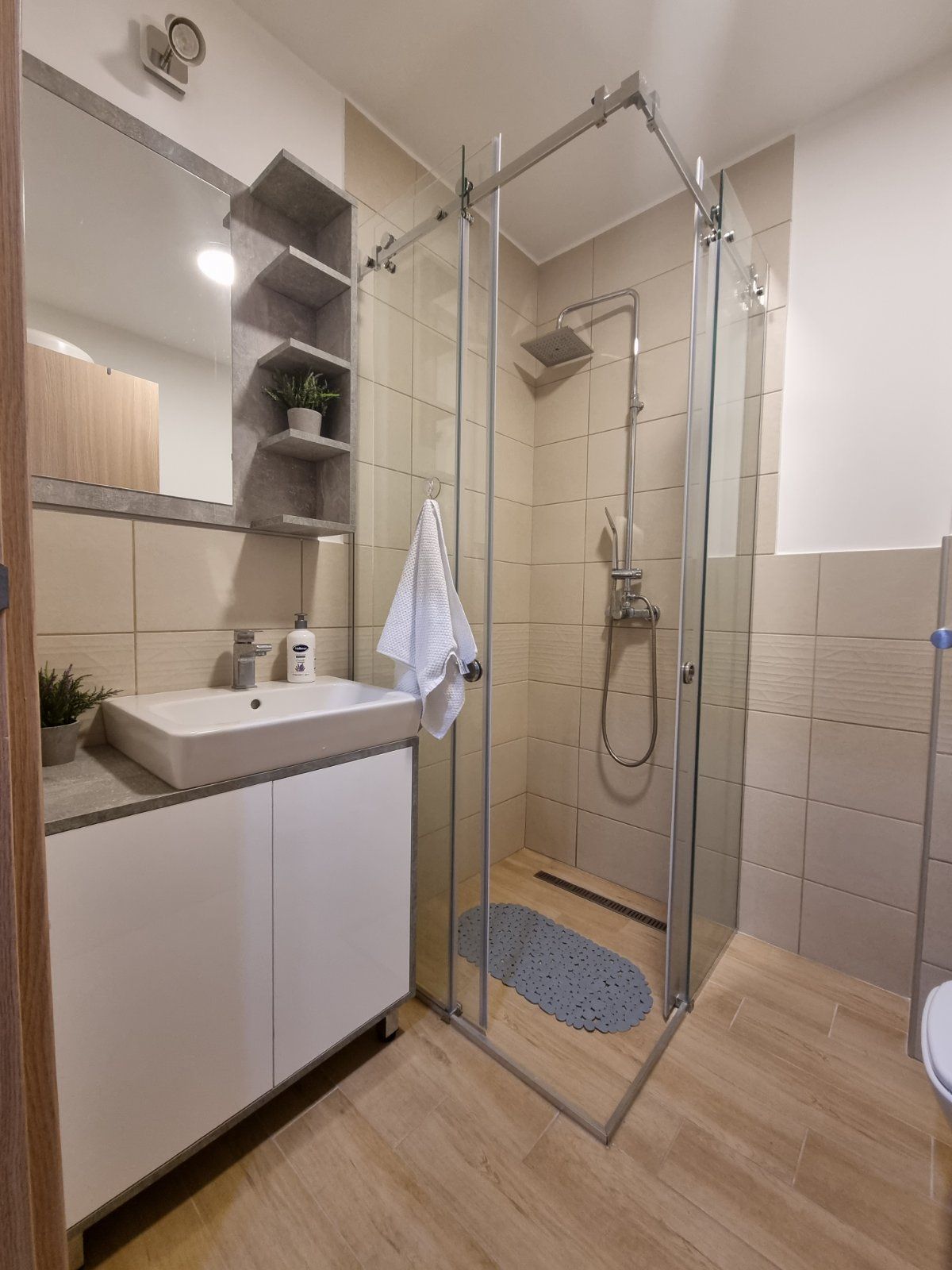 Izdavanje garsonjere 30 m² u kompleksu The Old Bakery, Budva – na duži period - Amfora Real Estate