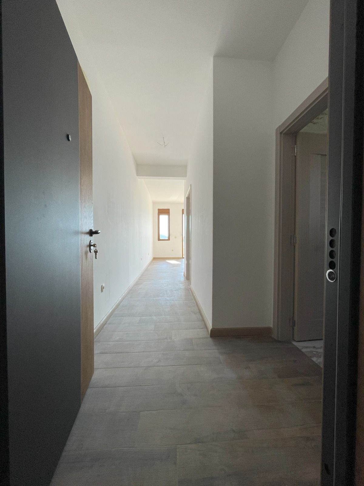 Prodaja jednosobnog stana 46m2 sa panoramskim pogledom na more i parking mestom – Kumbor, Herceg Novi - Amfora Real Estate