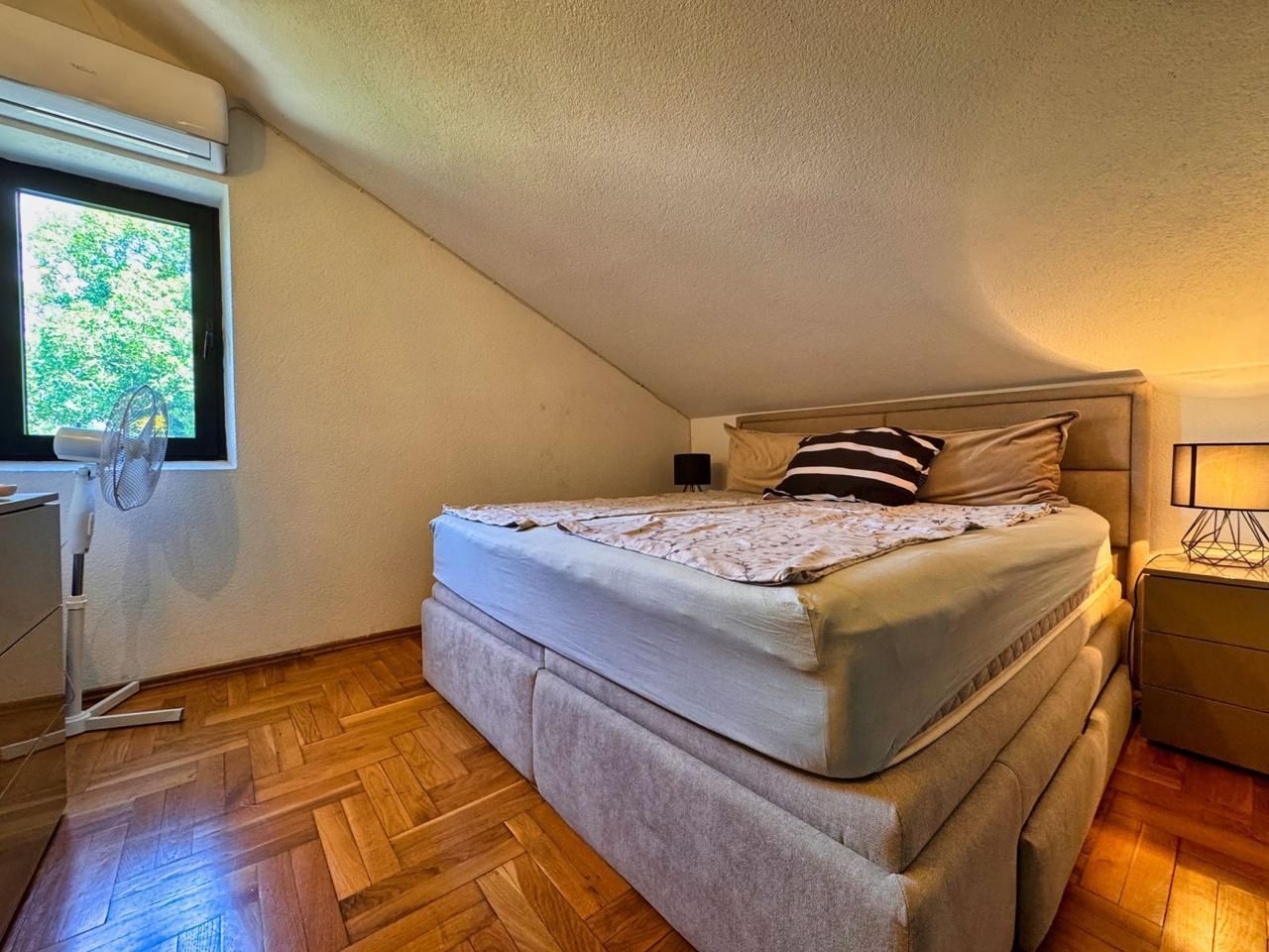 Prodaja dvosobnog apartmana 82m² sa pogledom na more, bazenom i parkingom – Dobrota, Kotor - Amfora Real Estate