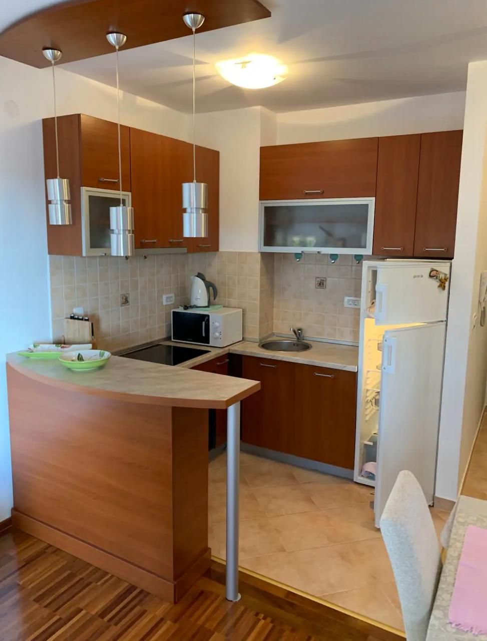 Jednosoban stan 44m2 sa pogledom na more,Petrovac (Na duzi period) - Amfora Real Estate