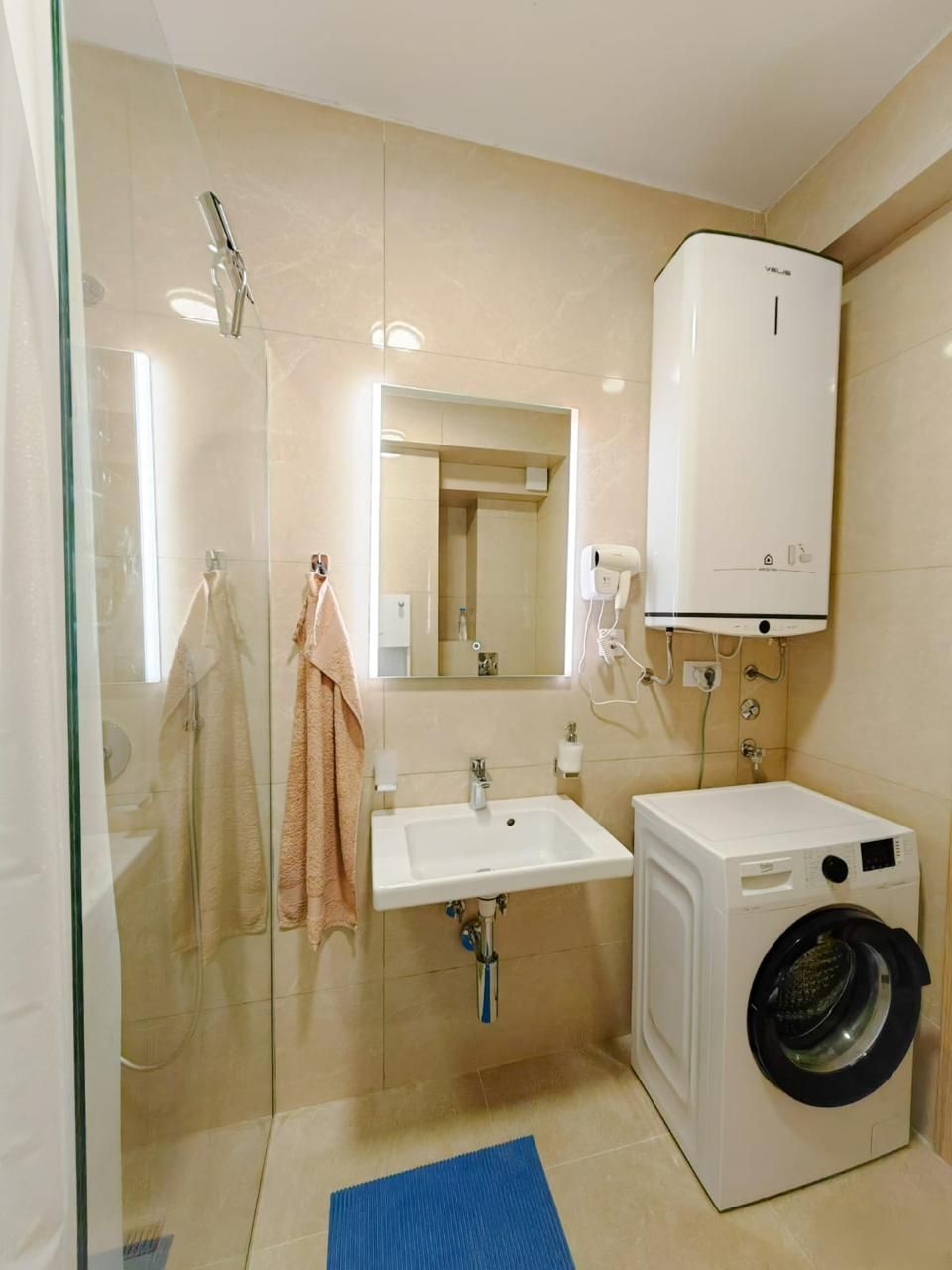 Izdavanje jednosobnog stana 50m2 u centru Budve (Na duzi period) - Amfora Real Estate