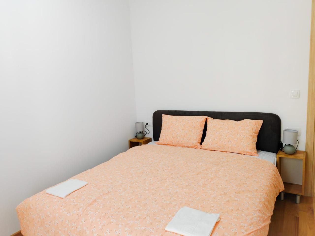 Izdavanje jednosobnog stana 50m2 u centru Budve (Na duzi period) - Amfora Real Estate